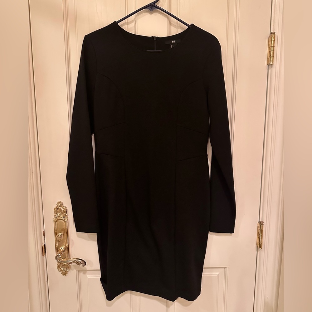 H&M Fitted Knee Length Long Sleeve Black Dress M